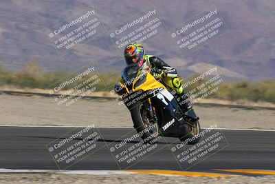 media/Nov-06-2022-SoCal Trackdays (Sun) [[208d2ccc26]]/Turn 14 (930am)/